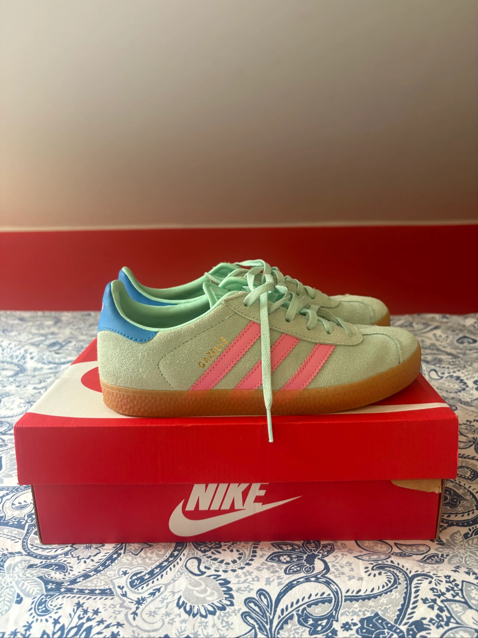 Adidas gazelle